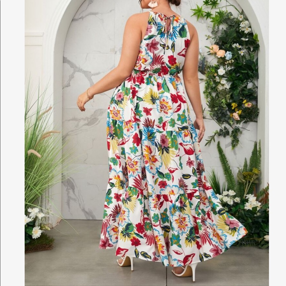 Plus Size White Floral Print Tie Back Dress New - Picture 3 of 7